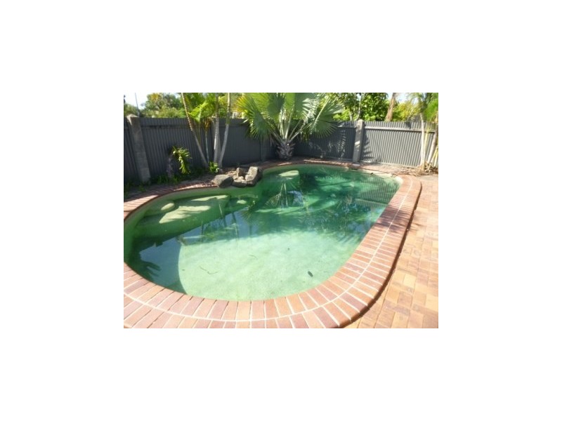 47 Wharf Road, Bli Bli QLD 4560