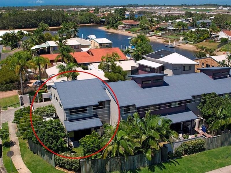 1/2 Urambi Court, Mountain Creek QLD 4557