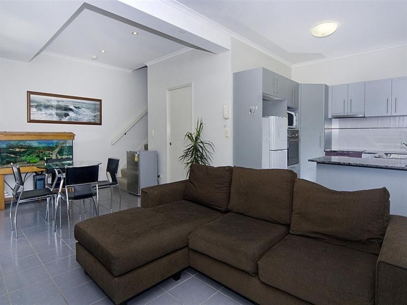 1/2 Urambi Court, Mountain Creek QLD 4557