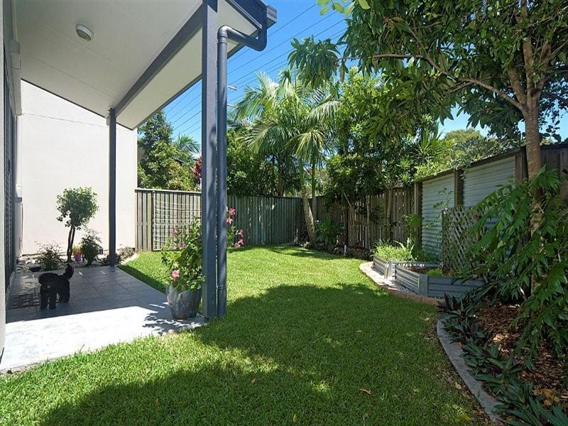 1/2 Urambi Court, Mountain Creek QLD 4557