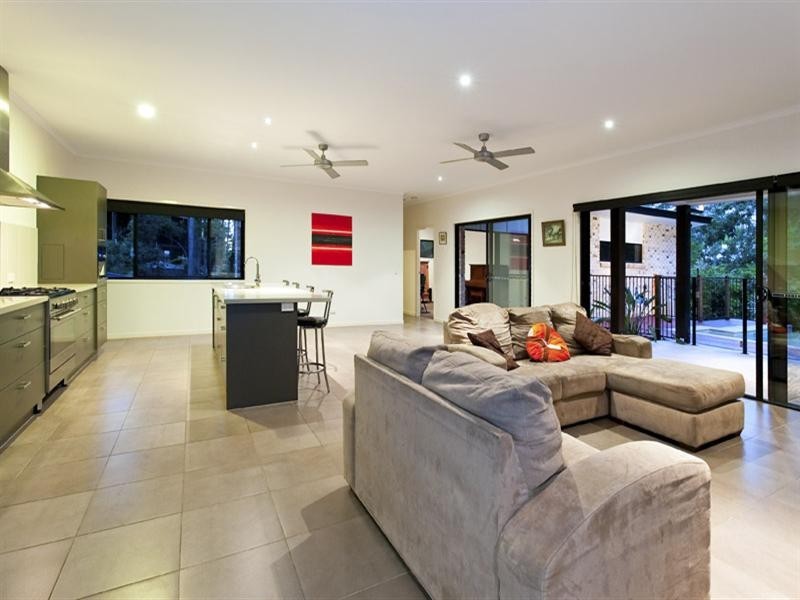 10 Secret Valley Court, Buderim QLD 4556