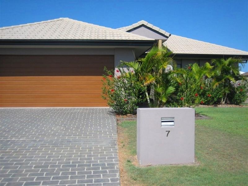 7 Mingus Street, Sippy Downs QLD 4556