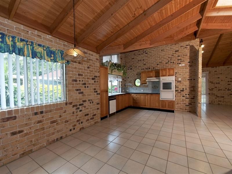 6 Summer Drive, Maroochydore QLD 4558