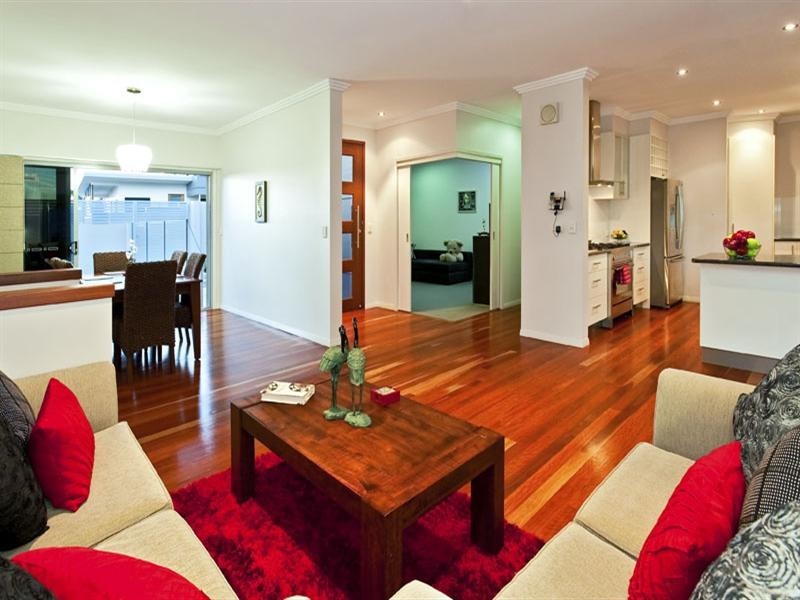 5 John Lesslie Court, Buderim QLD 4556