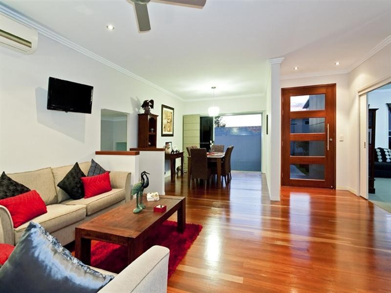 5 John Lesslie Court, Buderim QLD 4556