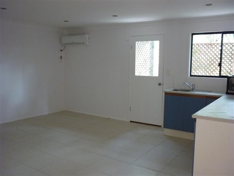 77 (Flat) Jones Road, Buderim QLD 4556