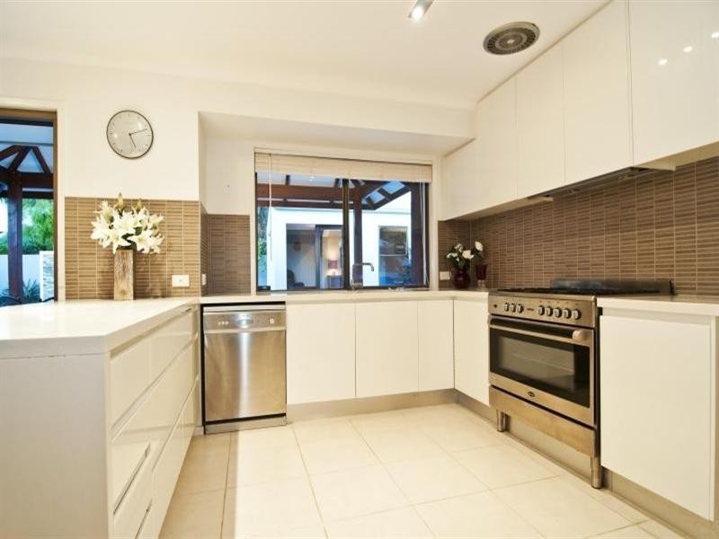 30 Eckersley Avenue, Buderim QLD 4556