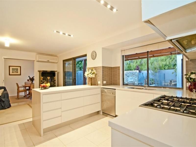 30 Eckersley Avenue, Buderim QLD 4556