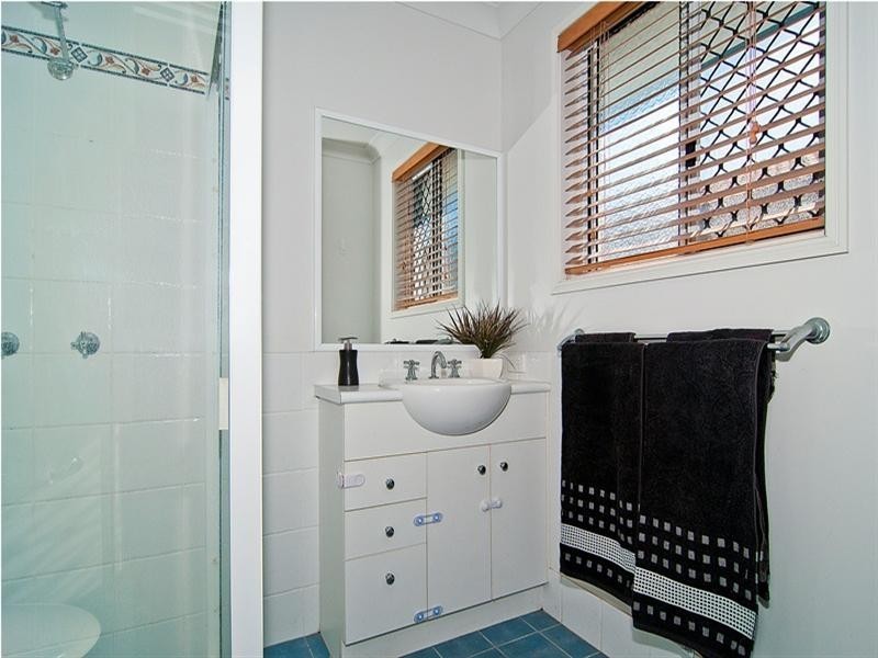 7 Trinity Crescent, Sippy Downs QLD 4556