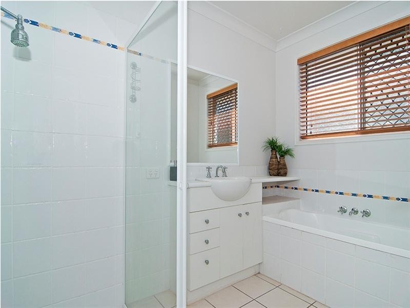 7 Trinity Crescent, Sippy Downs QLD 4556