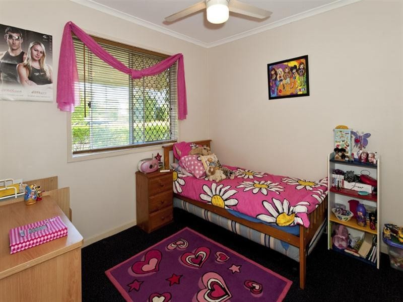 24 Chesterton Crescent, Sippy Downs QLD 4556