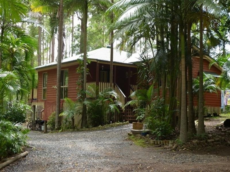 8 Clorinda Place, Palmview QLD 4553