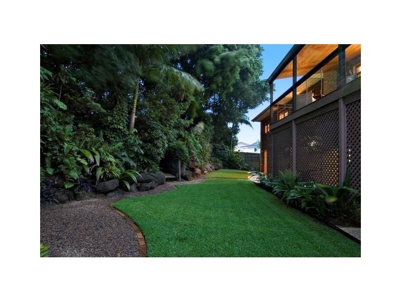 16 Gilbert Street, Buderim QLD 4556