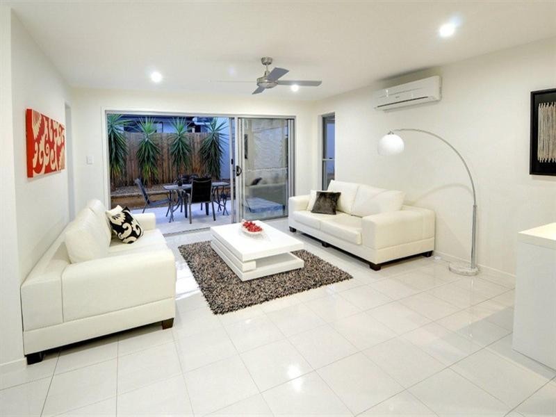 17 Lark Circuit, Mountain Creek QLD 4557