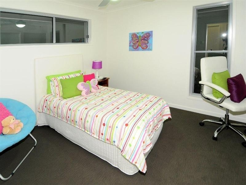 17 Lark Circuit, Mountain Creek QLD 4557