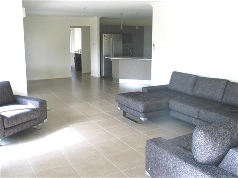 16 Bainbridge Circuit, Sippy Downs QLD 4556