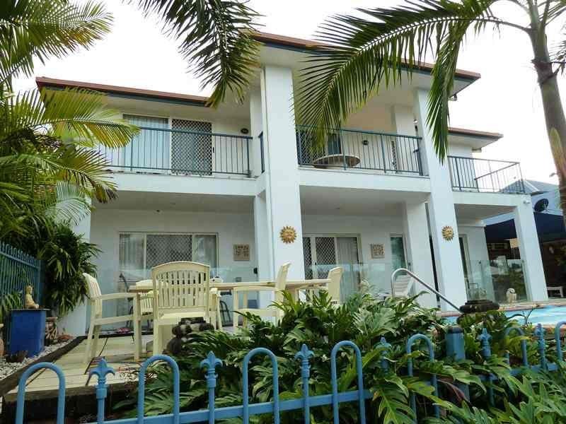 2 Sunorchid Place, Twin Waters QLD 4564