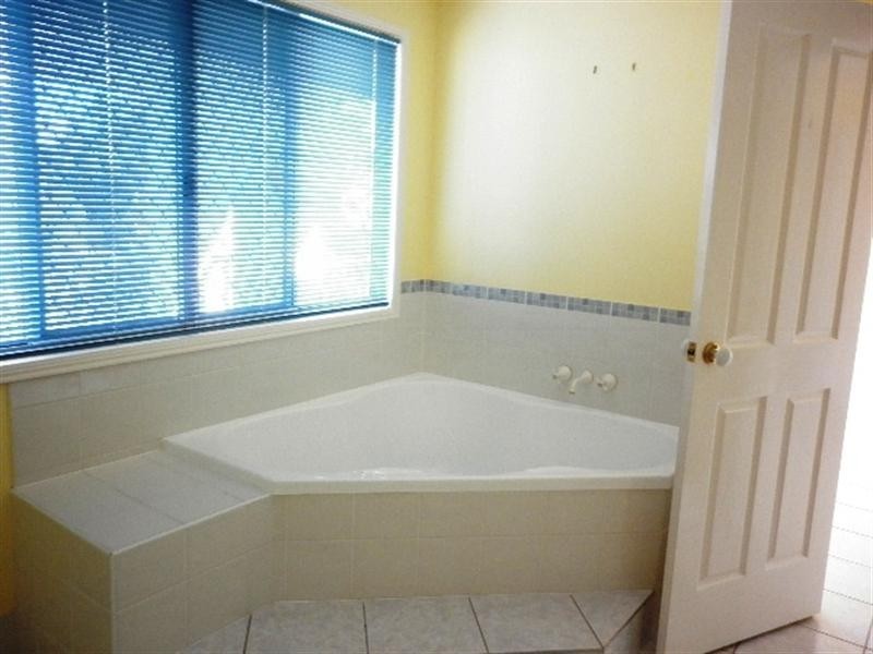 2 Sunorchid Place, Twin Waters QLD 4564