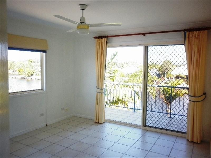 2 Sunorchid Place, Twin Waters QLD 4564