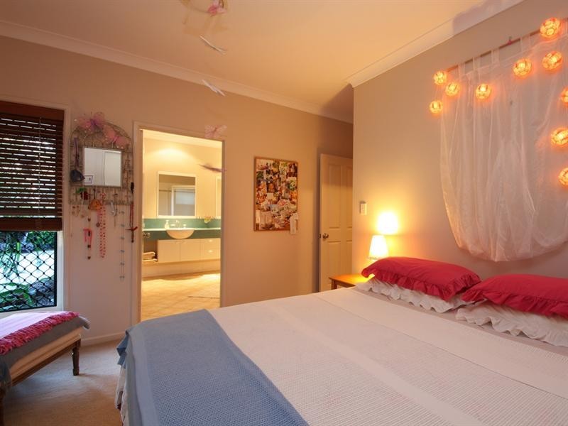 24 Harbour Parade, Buddina QLD 4575