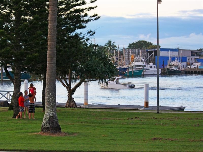 24 Harbour Parade, Buddina QLD 4575