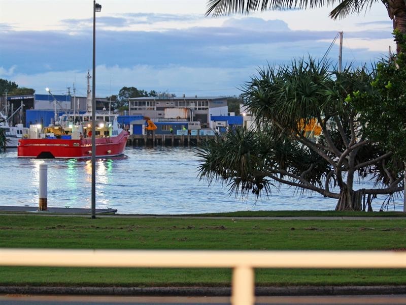 24 Harbour Parade, Buddina QLD 4575