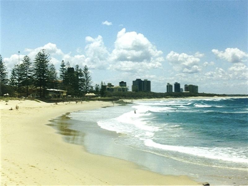 Unit 1 12-14 Lindsay Street, Alexandra Headland QLD 4572