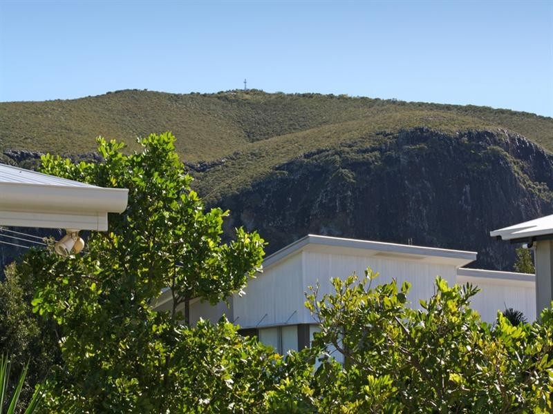 18 Ocean Keys Crescent, Mount Coolum QLD 4573