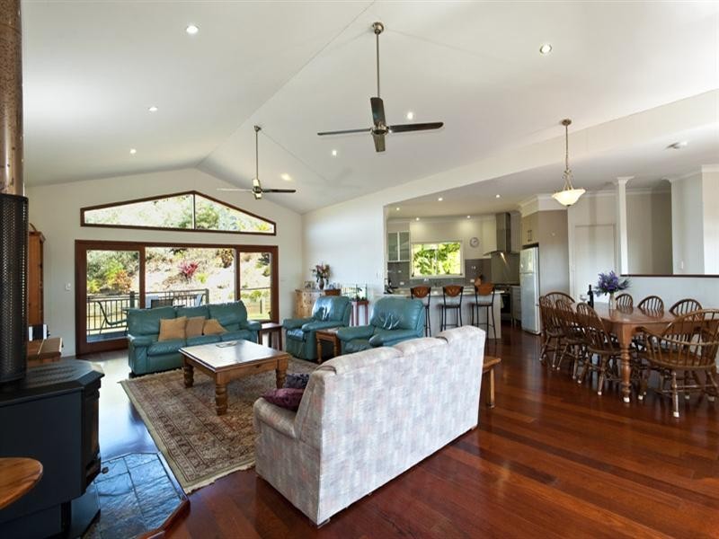 7-11 Hilary Crescent, Woombye QLD 4559