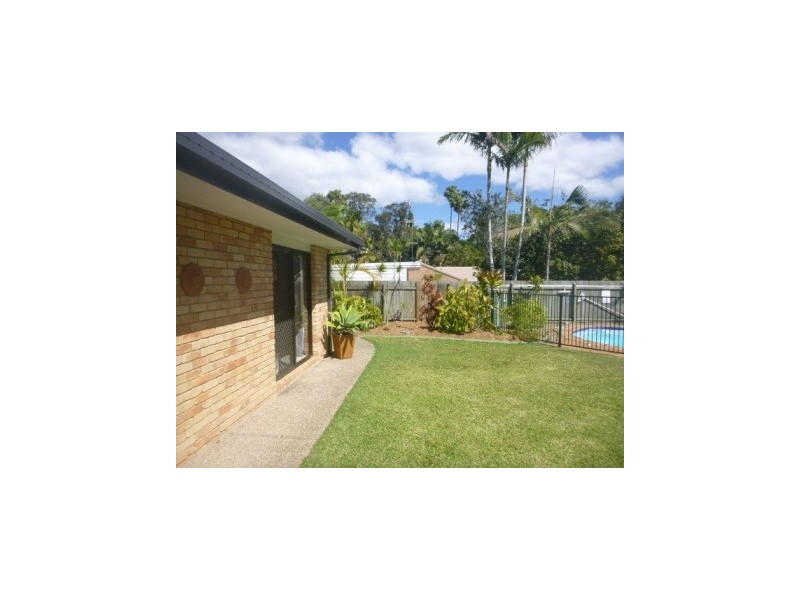 5 Poplar Place, Mooloolaba QLD 4557