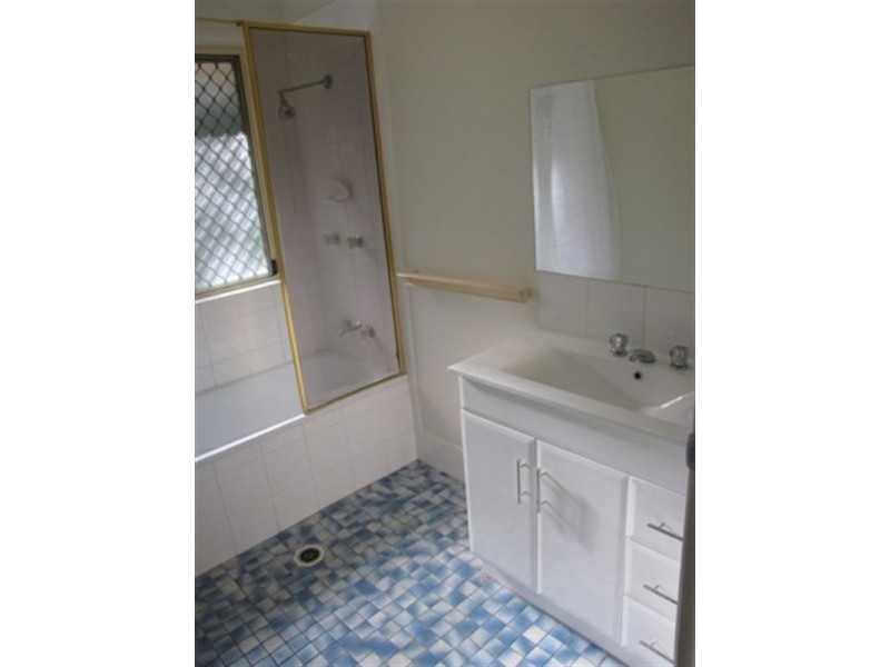 13 Martins Drive, Kuluin QLD 4558