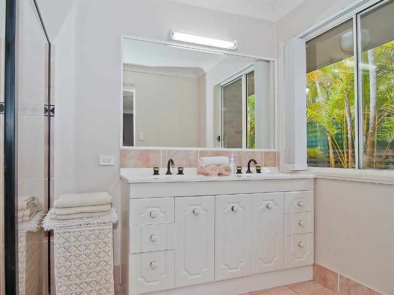 20 Royal Drive, Buderim QLD 4556
