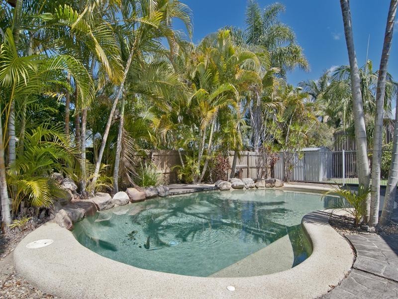 49 Wharf Road, Bli Bli QLD 4560