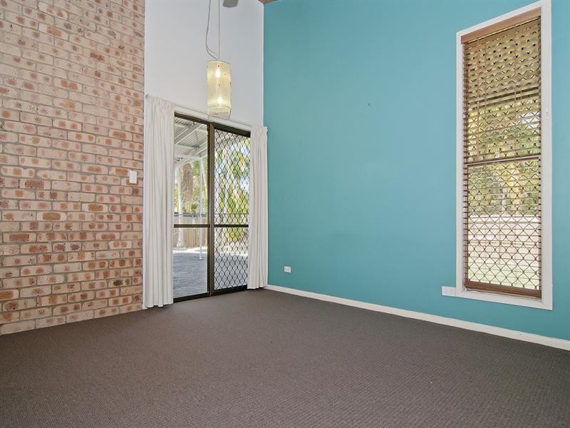 49 Wharf Road, Bli Bli QLD 4560