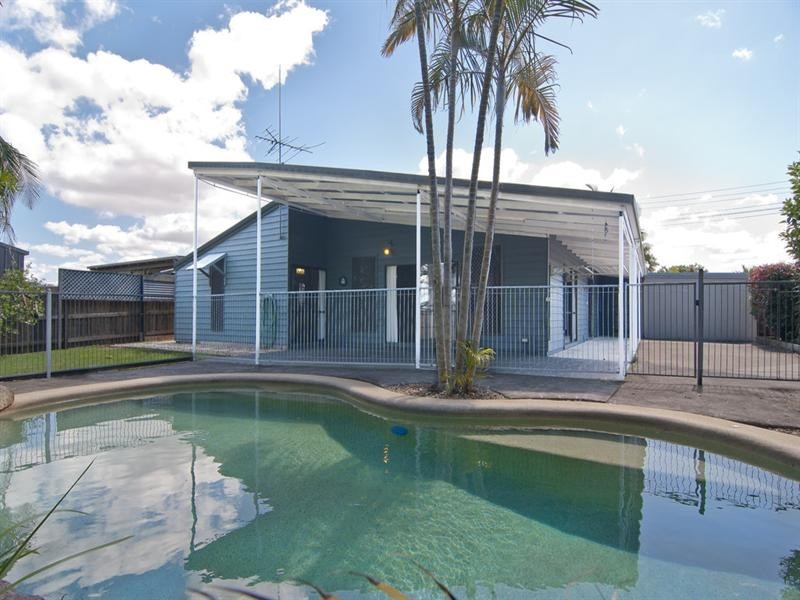 49 Wharf Road, Bli Bli QLD 4560