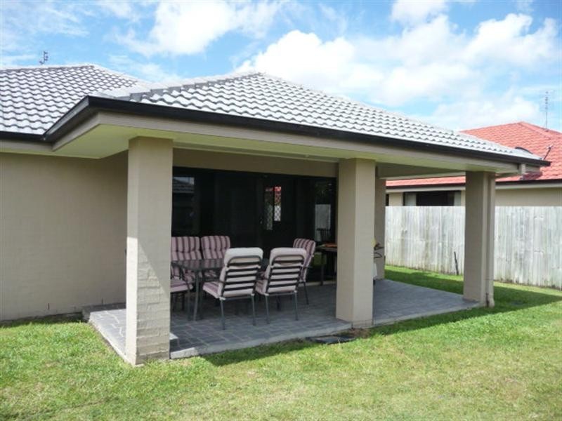 25 Dorian Crescent, Sippy Downs QLD 4556