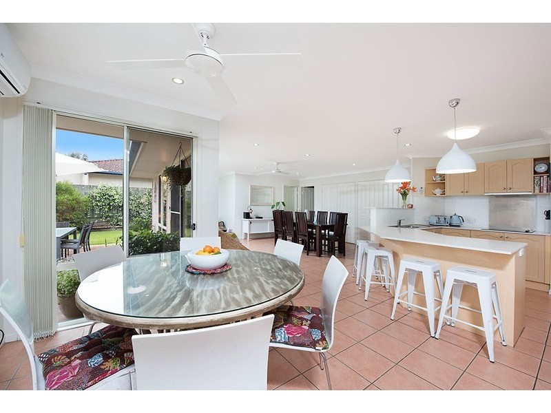 16 Nandewar Drive, Buderim QLD 4556