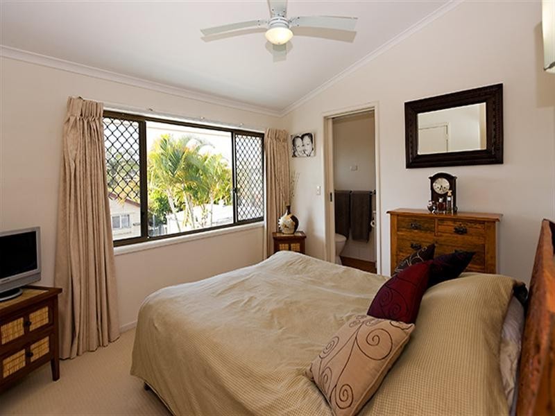 2/14 Broadwater Avenue, Maroochydore QLD 4558