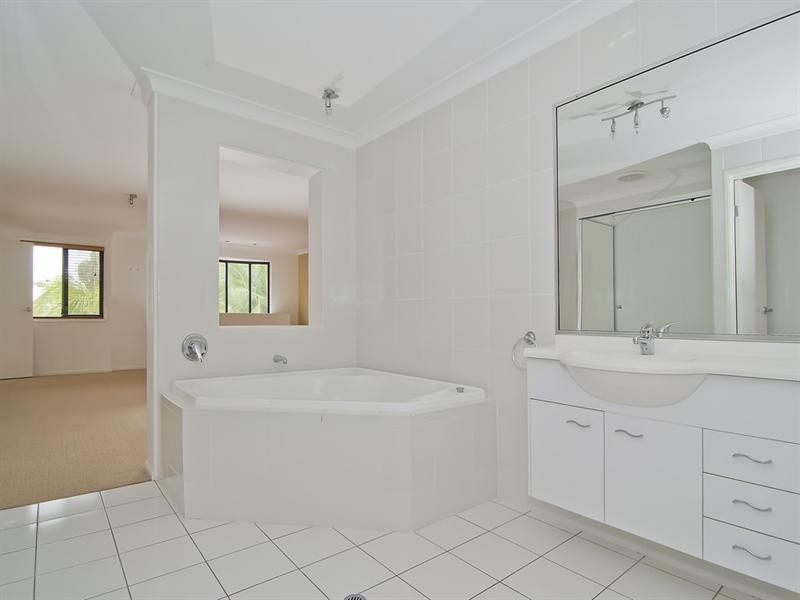 24 Rainsford Place, Buderim QLD 4556