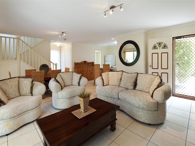 2/135 Tepequar Drive, Maroochydore QLD 4558