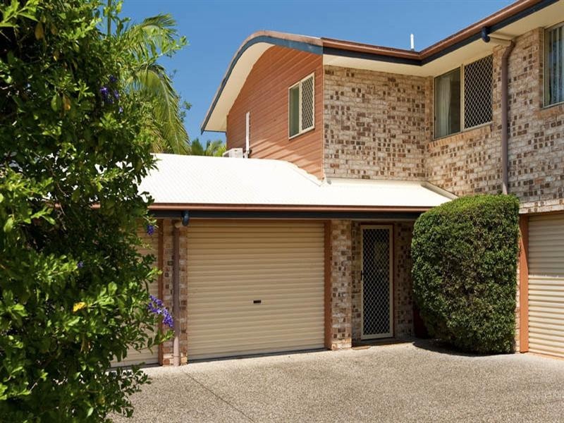 2/135 Tepequar Drive, Maroochydore QLD 4558