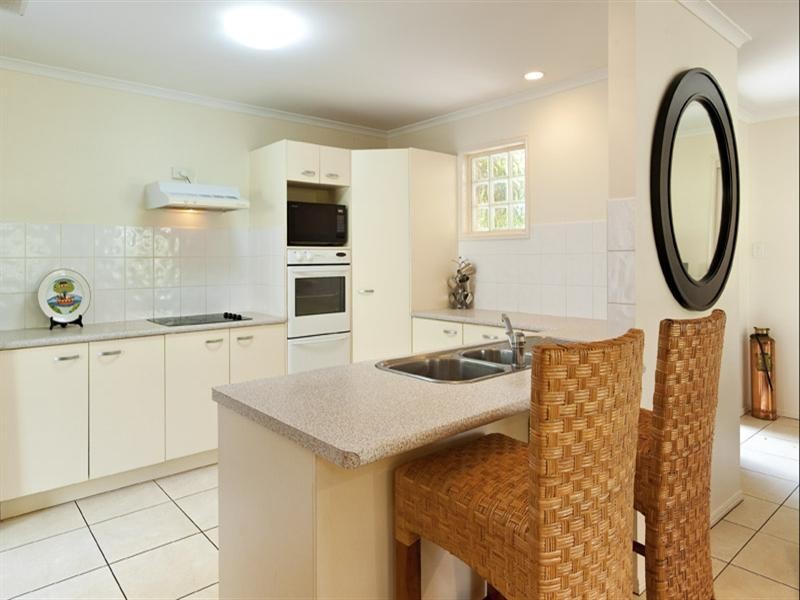 2/135 Tepequar Drive, Maroochydore QLD 4558
