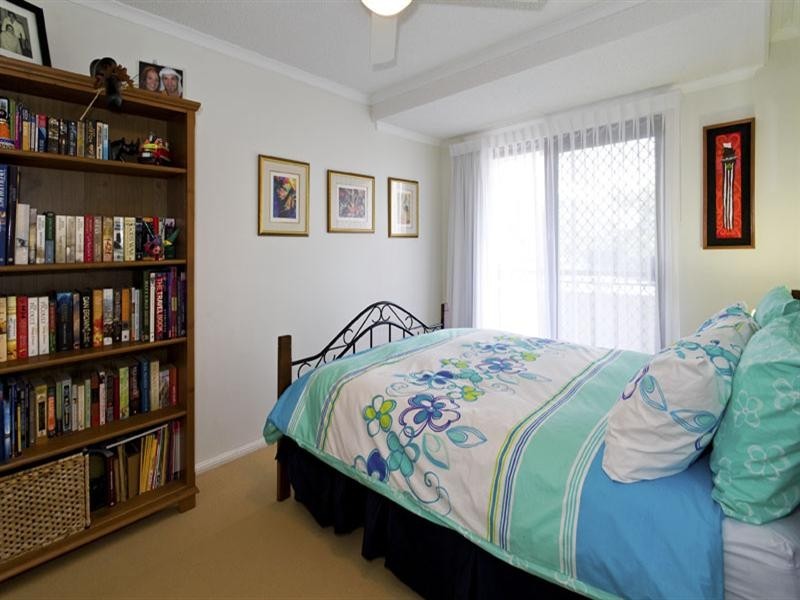 1/12-14 Lindsay Street, Alexandra Headland QLD 4572