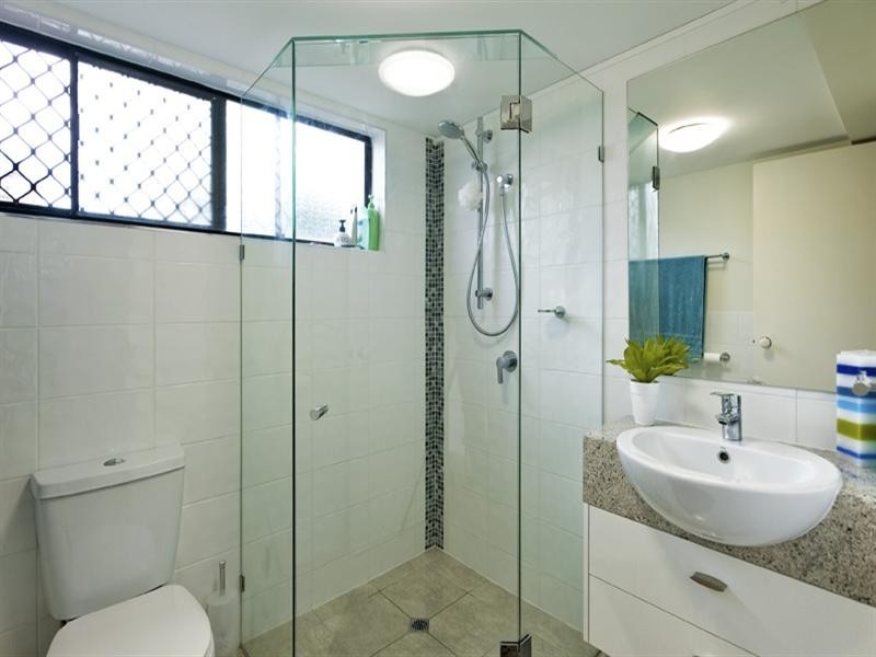 1/12-14 Lindsay Street, Alexandra Headland QLD 4572