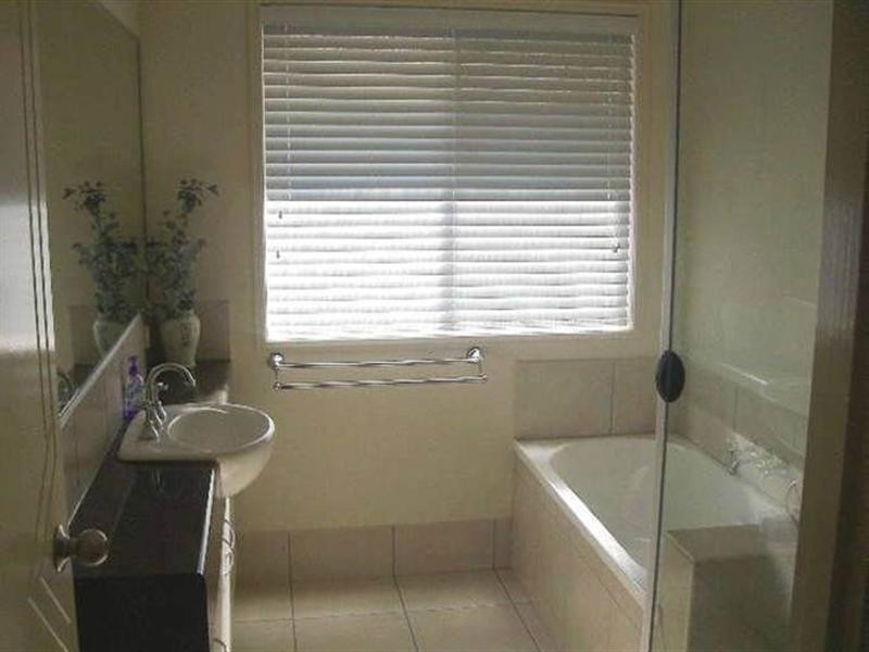 28 Magellan Crescent, Sippy Downs QLD 4556