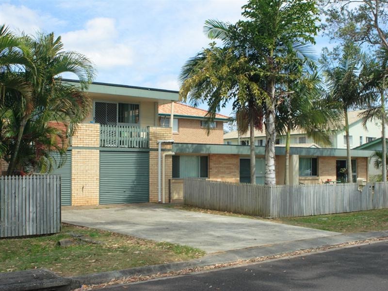 26 Broadwater Avenue, Maroochydore QLD 4558