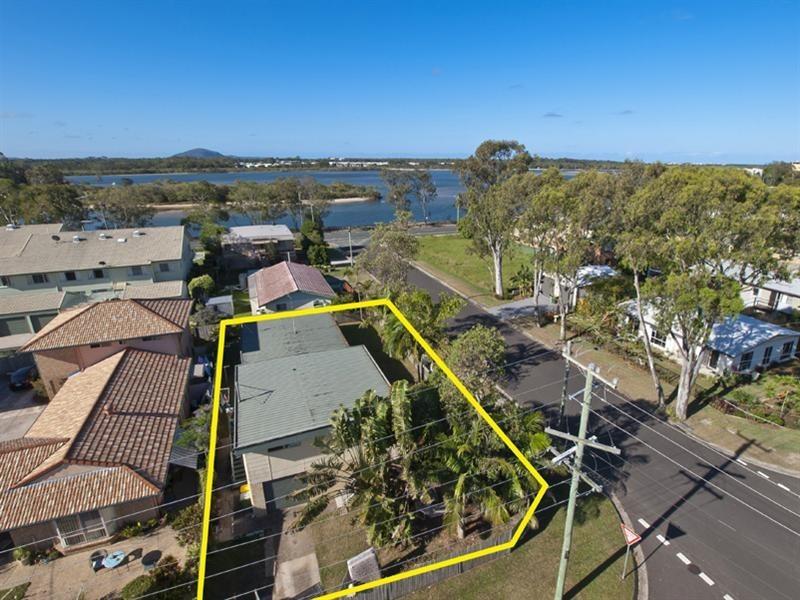 26 Broadwater Avenue, Maroochydore QLD 4558