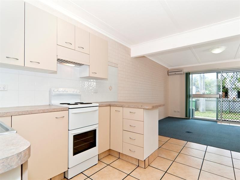 26 Broadwater Avenue, Maroochydore QLD 4558