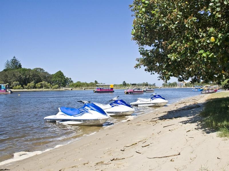 26 Broadwater Avenue, Maroochydore QLD 4558