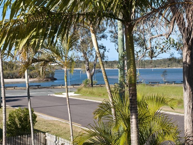 26 Broadwater Avenue, Maroochydore QLD 4558
